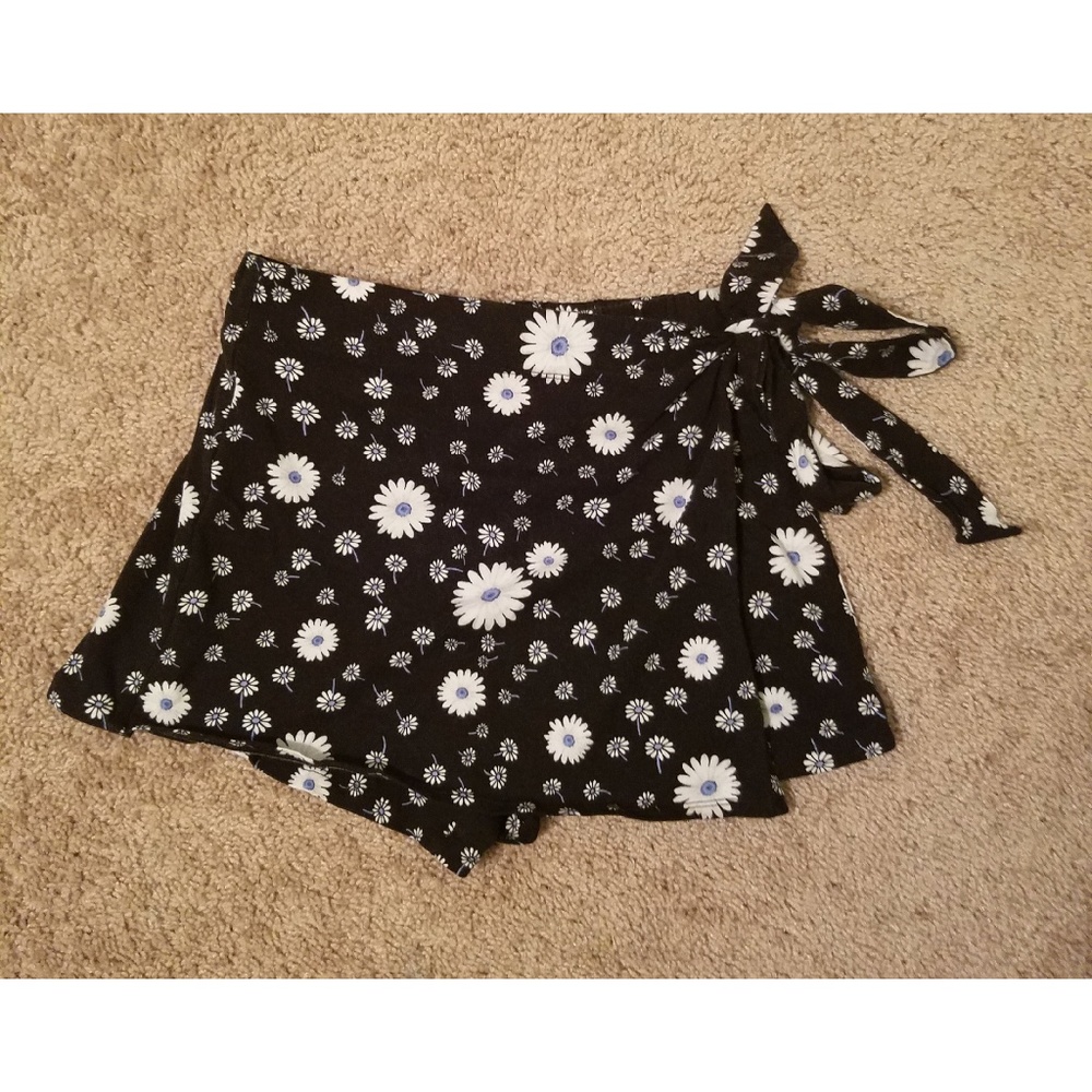 Floral wrap skort